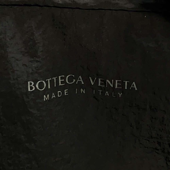 Bottega Veneta Intrecciato Maxi Squash Tote Bag Black - Picture 9 of 10